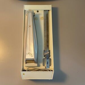 Electric Carving Knife - White